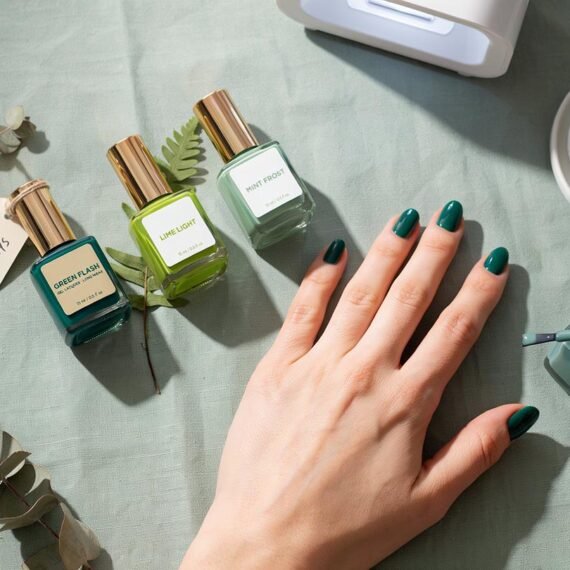 Green Flash Nail Polish Reviews Complete Guide: Traditional Gel, Wear Time